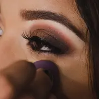 ilustrasi bulu mata tebal/pexels