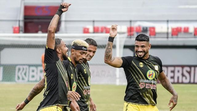 Barito Putera Vs Persik Kediri