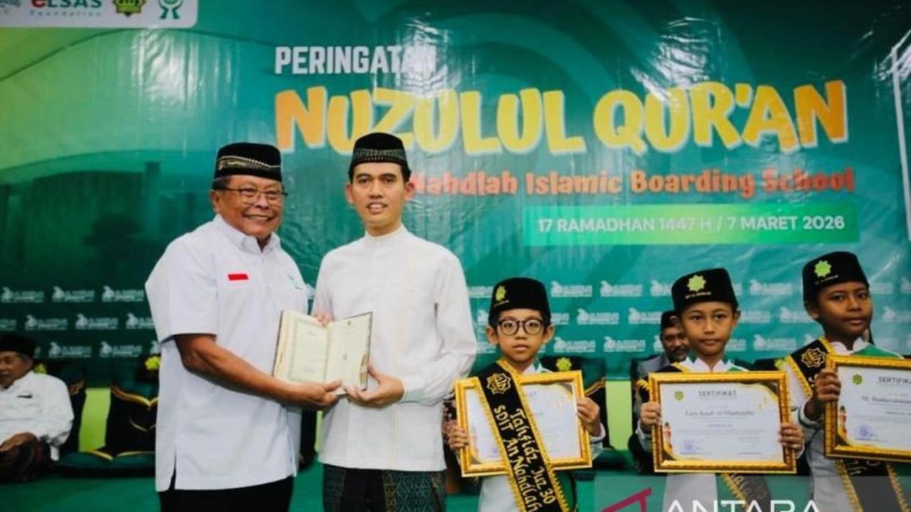 Sinar Mas Wakafkan 1.000 Alquran untuk Ponpes Al-Nahdlah, Perkuat Keimanan Santri