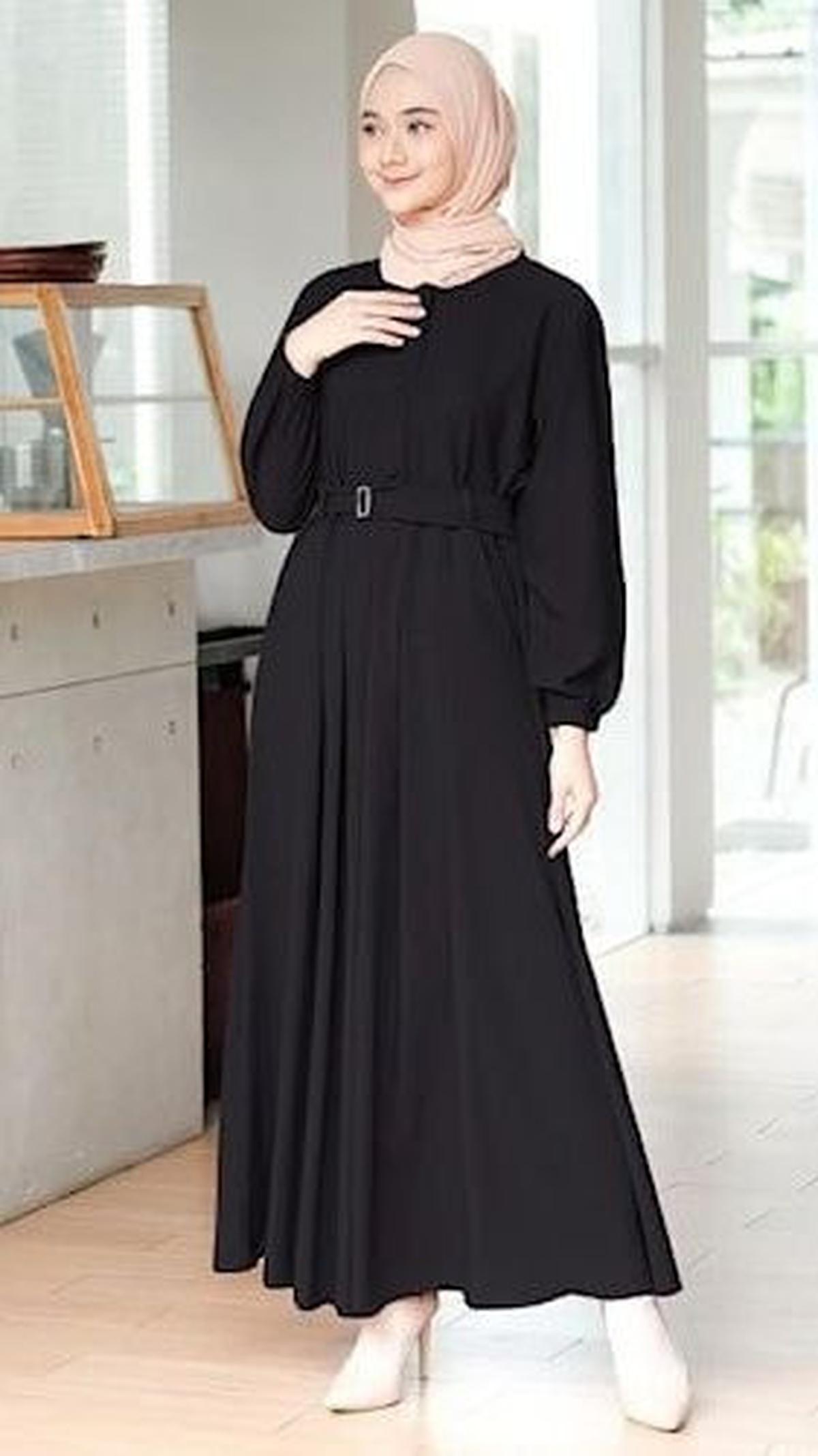 3. Hijab Cream: Kelembutan yang Feminin<br>
