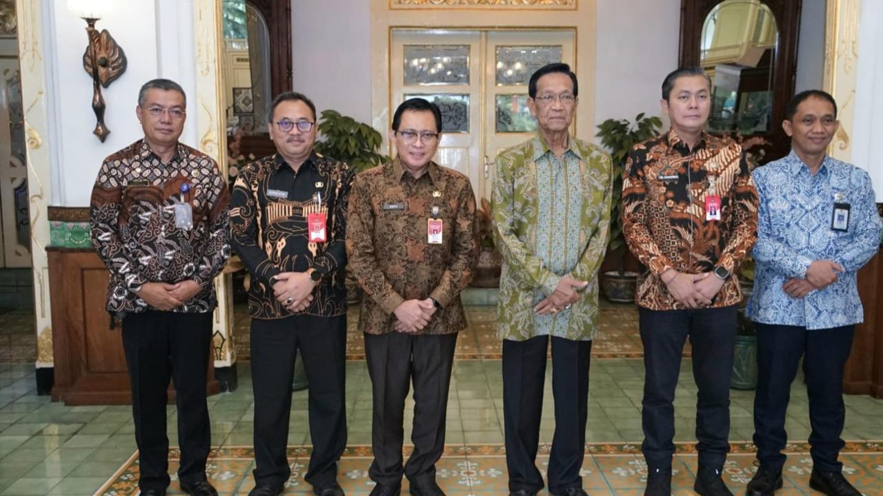 Sambangi Provinsi DIY, Kemendagri Dorong Pemda Optimalkan Siskamling dan Pastikan Situasi Kamtibmas Aman