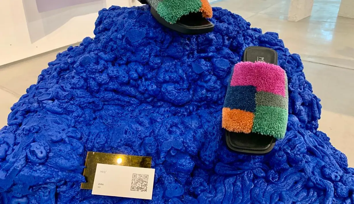 Terdiri dari 12 artikel sepatu dan sandal dalam koleksi MKS Shoes ‘What MKS Us’ ini yang diberi nama Zuli, Zura, dan Philo. (Dok/Hilda Iriyanti Rahma).