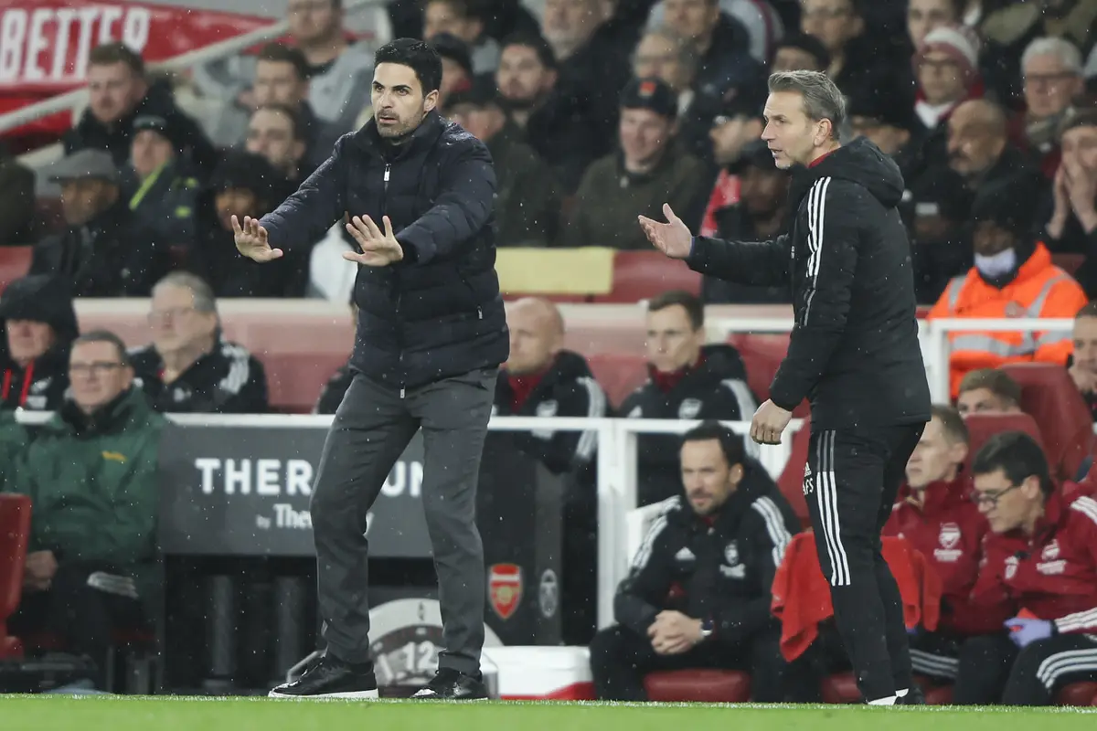 Liverpool Tekuk Arsenal di Emirates