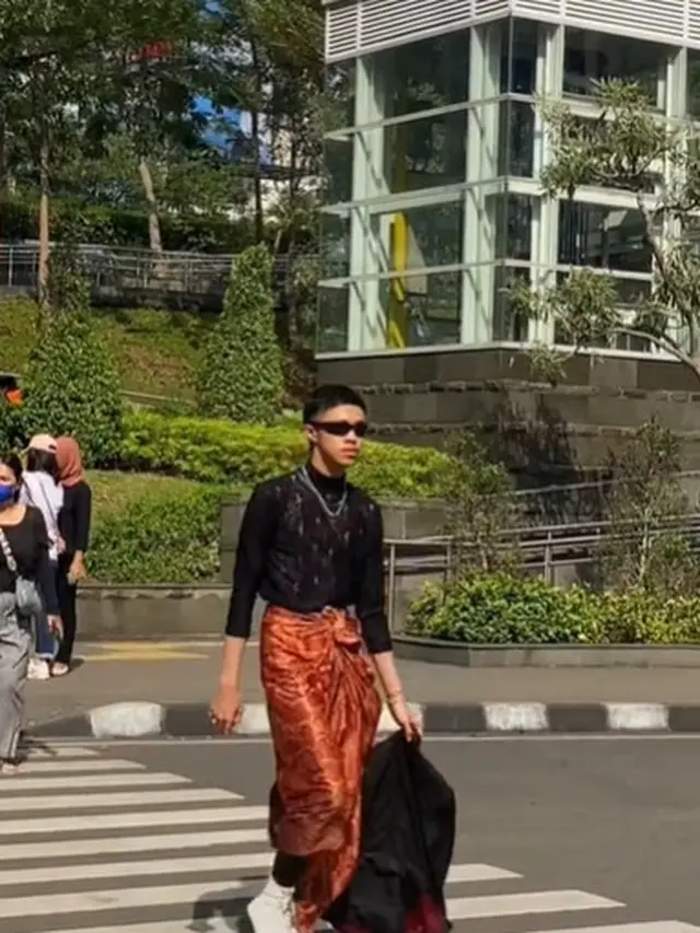 6 Potret Abdul Sofi Allail, Pencetus Pertama Kali Citayam Fashion Week