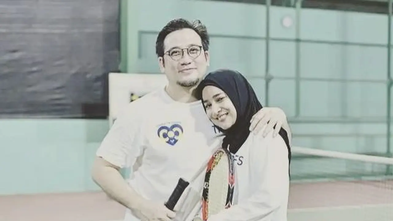 Tengku Firmansyah dan Cindy Fatika Sari