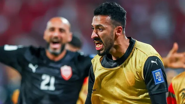 Foto: Ekspresi Pemain Timnas Bahrain Setelah Cetak Gol di Menit 99, Kemenangan Timnas Indonesia Dirampok