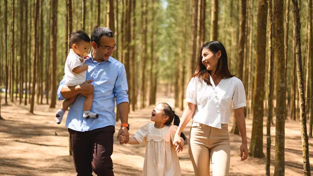 keluarga  november orangtua penyabar