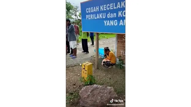 Momen Saudara Kandung Beda Negara Saling Sapa di Perbatasan, Pertemuannya Haru