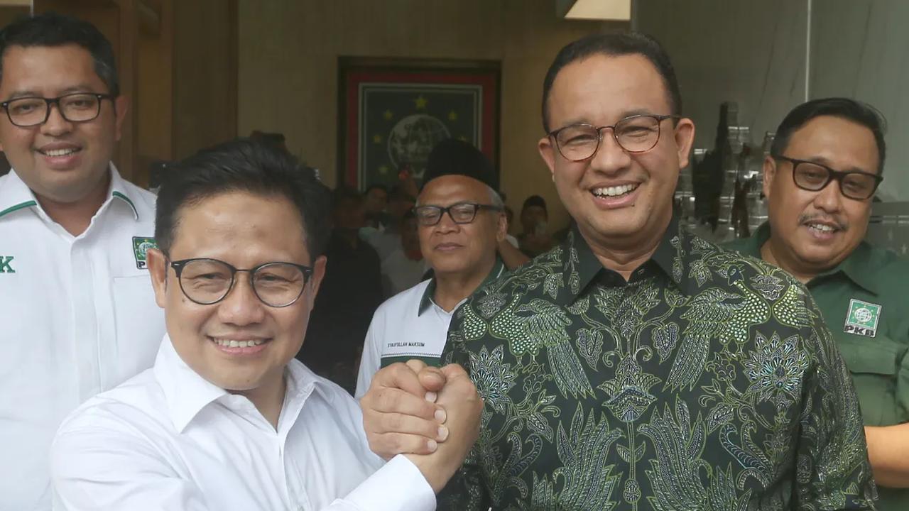 Cak Imin juga setuju dengan pernyataan Gus Yahya pengurus PBNU tidak boleh mengatasnamakan organisasi dipimpinnya secara politik. <br>