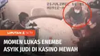 Masyarakat Anti Korupsi (MAKI) mengungkap foto, Gubernur Papua, Lukas Enembe yang menjadi tersangka kasus korupsi tengah bermain judi di luar negeri. Lukas juga terlihat sehat saat berjalan di Bandara Changi, Singapura.