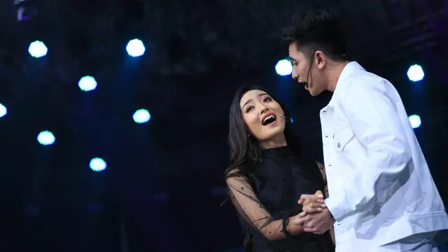 [Bintang] Verrell Bramasta dan Natasha Wilona