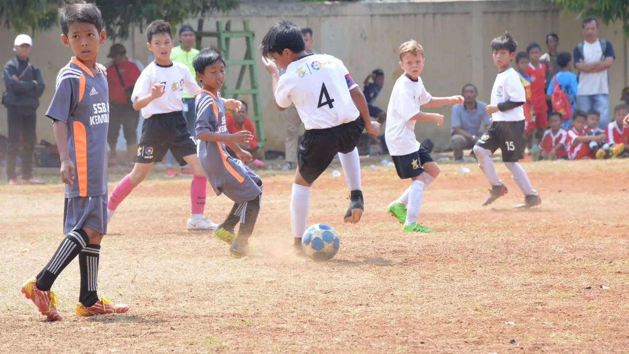 Sekolah Sepak Bola