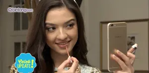 Sebagai artis, Raline Shah dituntut untuk gunakan make up. 