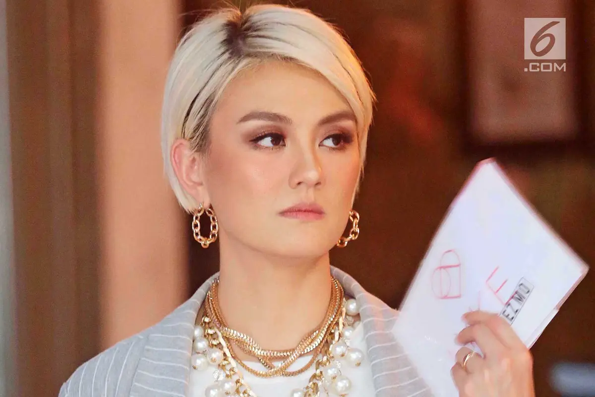Agnes Monica alias Agnez Mo