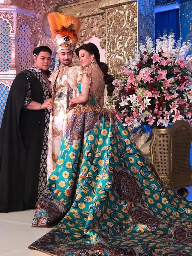 7 Momen Pernikahan Anak Calon Bupati Jember, Mewah Seperti Adegan Film Aladdin