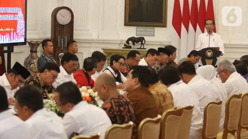 Presiden Jokowi Pimpin Rapat Perdana Kabinet Indonesia Maju