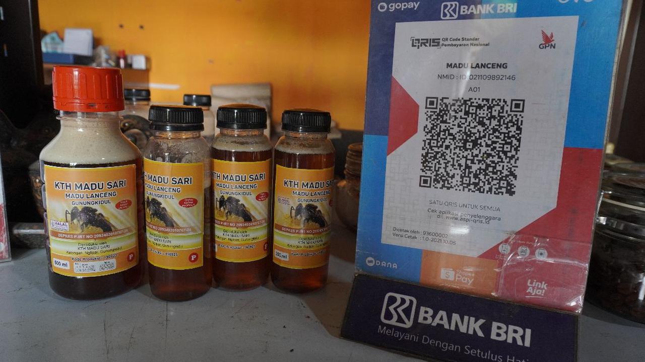 Menjual Produk Madu Lanceng