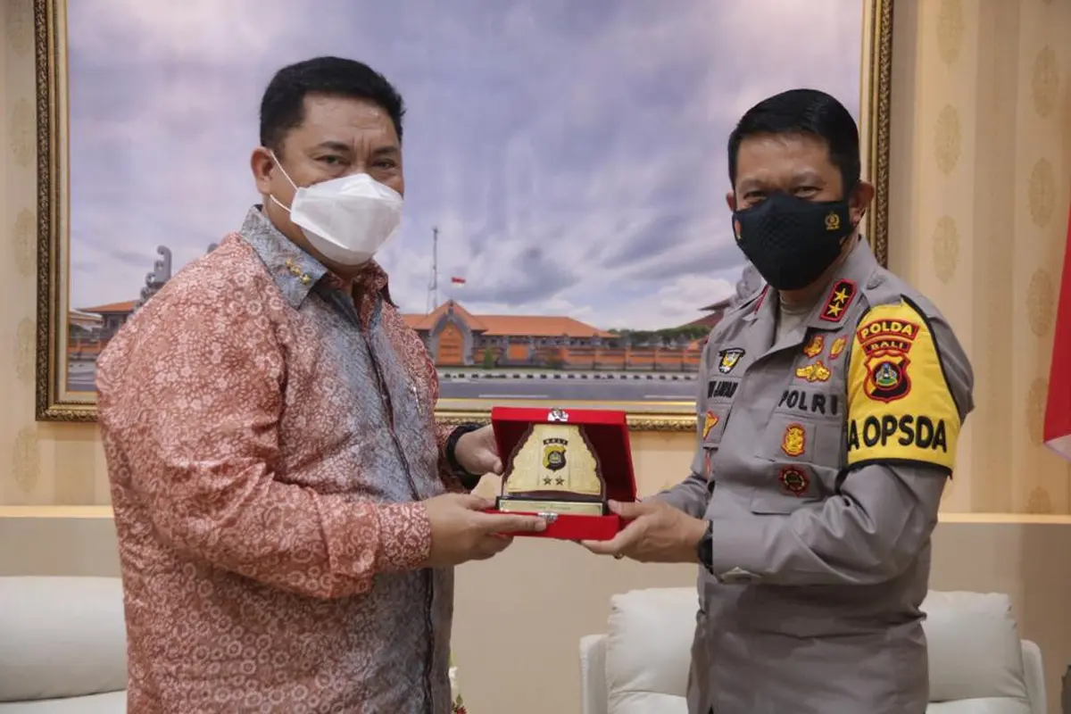 Kepala BNN RI dan Kapolda Bali