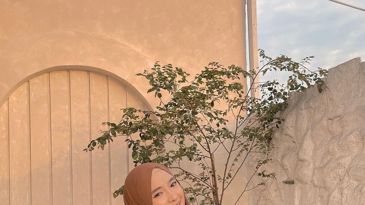Profil dan Perjalanan Karier Nissa Sabyan, Penyanyi Religi yang Sukses dan Baru Menikah dengan Ayus