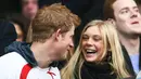 Chelsy Davy da Prince Harry berpacaran putus nyambung dari tahun 2004 hingga 2010 usai bertemu di sekolah. (Getty Images/Cosmopolitan)