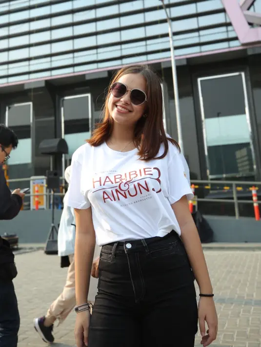 Habibie & Ainun 3 Rilis Poster (Daniel Kampua/Fimela.com)