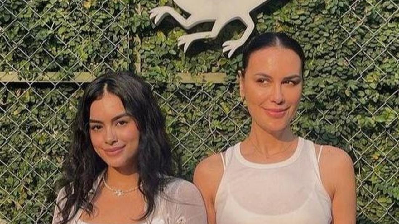 Bestie Abis! Potret Sophia Latjuba dan Eva Celia yang Selalu Kompak, Ibu dan Anak Cantiknya Kayak Kembar