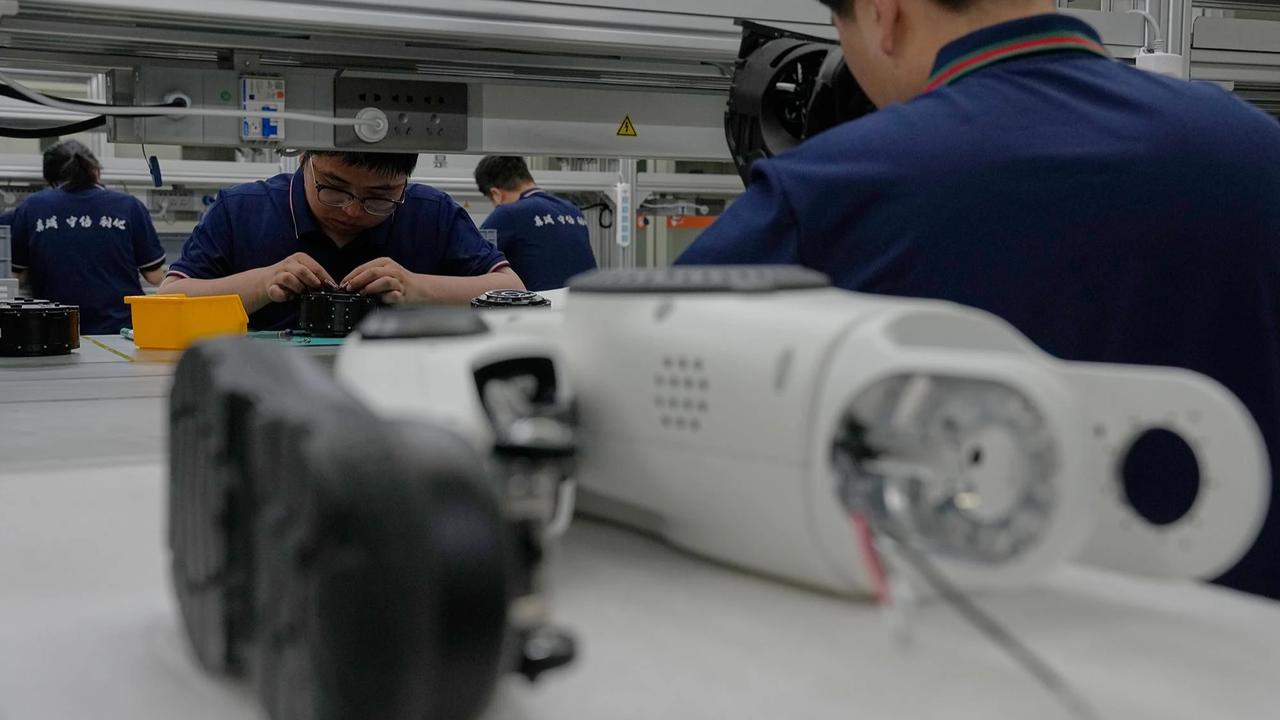 FOTO: Melihat Pabrik Robot Masa Depan di Beijing