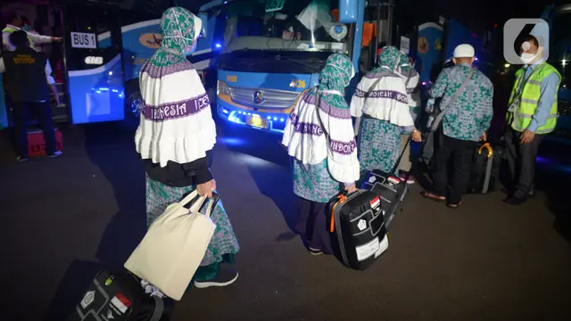 Keberangkatan Jemaah Calon Haji Kloter Pertama