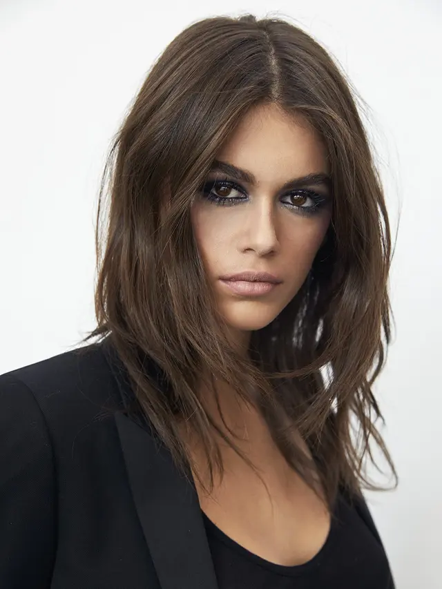 Pesona Kaia Gerber, Brand Ambassador Terbaru YSL Beaute