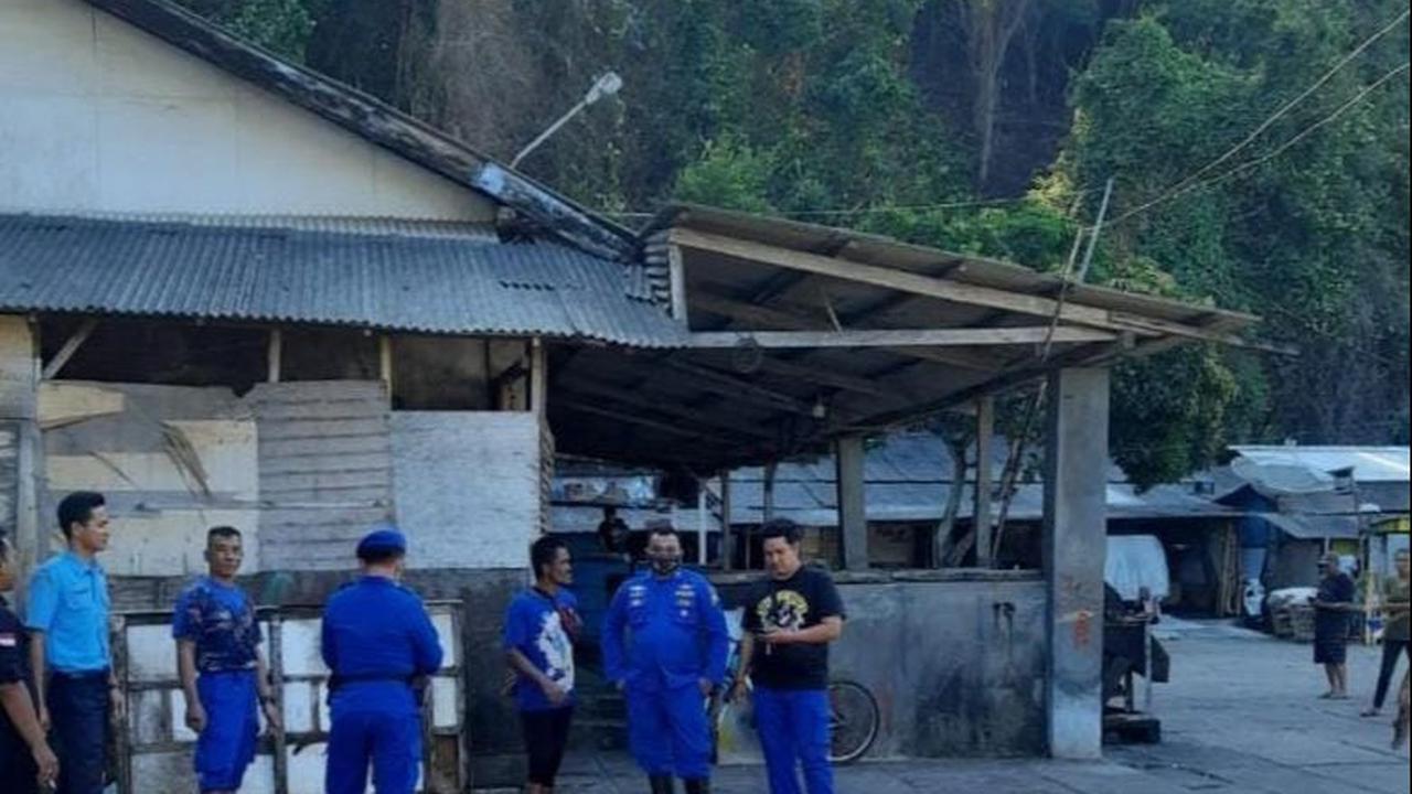 Jasad dalam kondisi tidak utuh ditemukan di perairan Pantai Sendangbiru Kabupaten Malang.