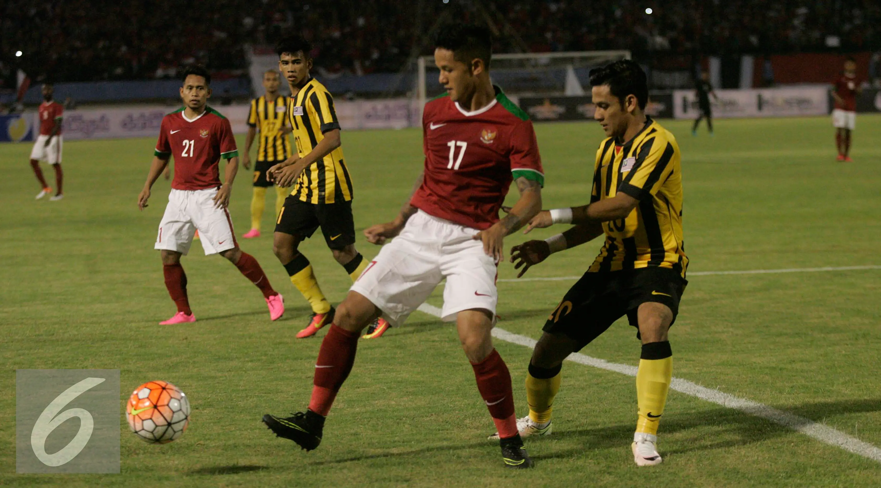 Irfan Bachdim saat membela Timnas Indonesia. (Liputan6.com/ Boy Harjanto)