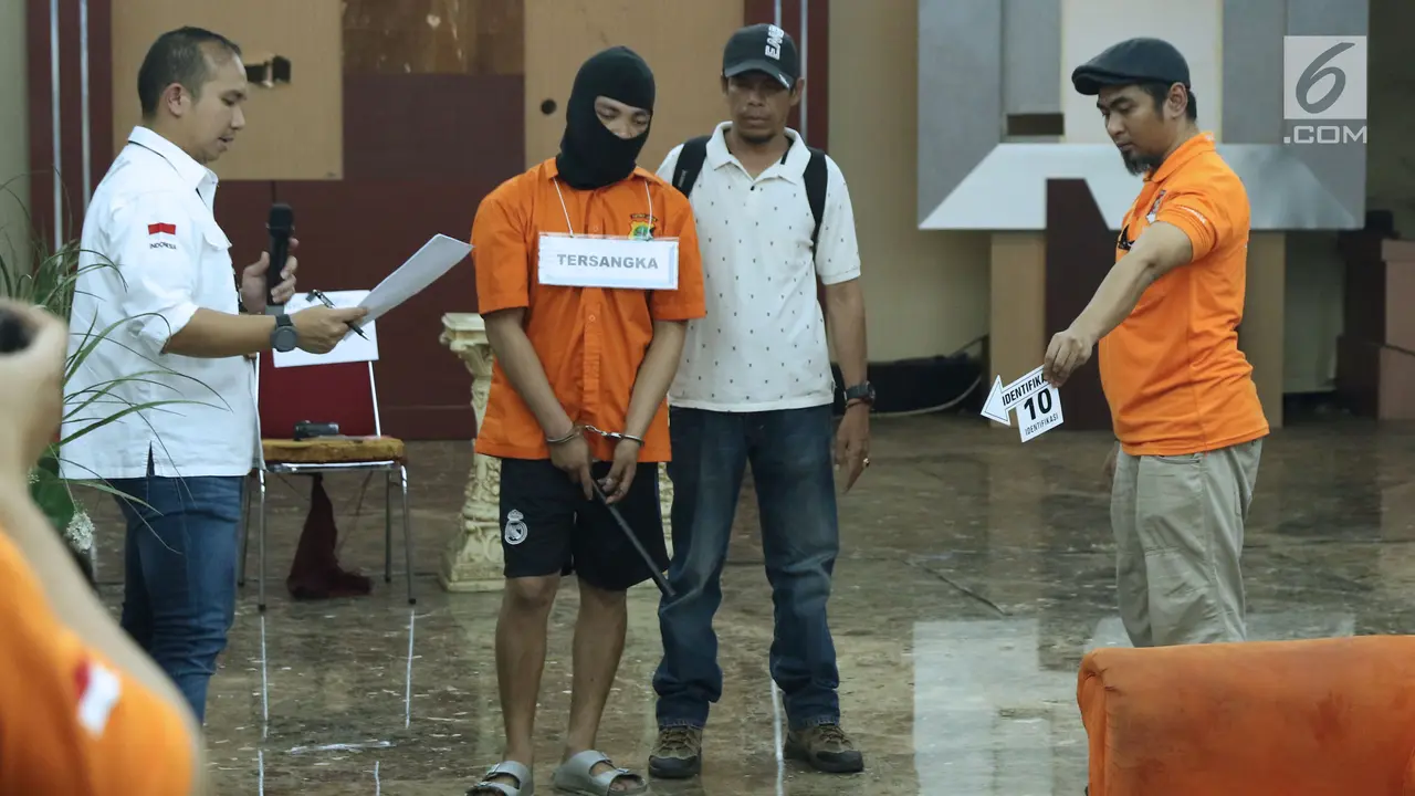 Dalami Kasus, Polisi Gelar Pra-Rekonstruksi Pembunuhan Satu Keluarga di Bekasi