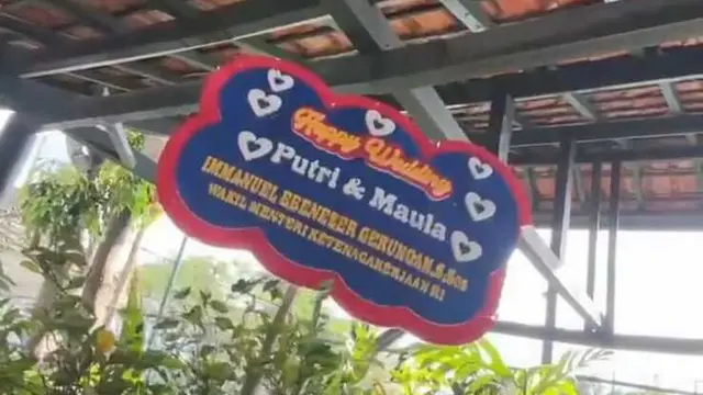Kado Unik di Pernikahan Putri Karlina Menantu Dedi Mulyadi/Instagram @putri.karlina14