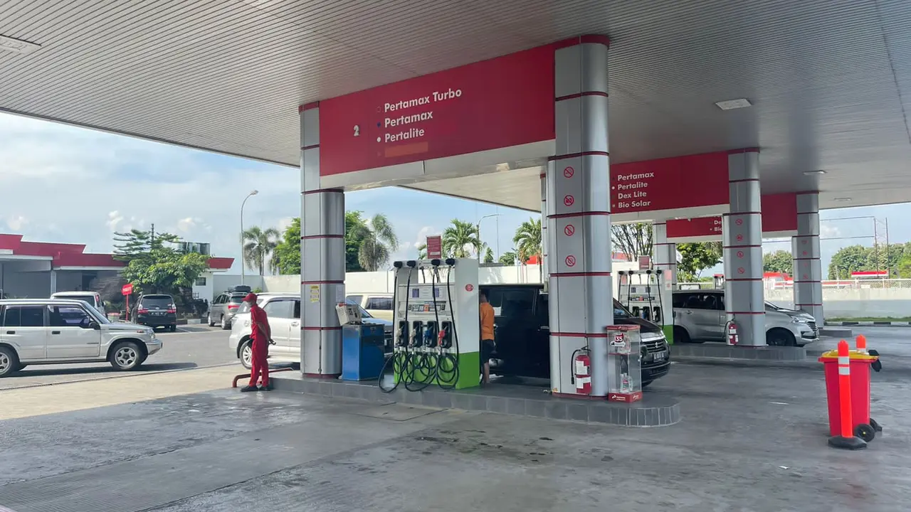 Penuhi Kebutuhan Masyarakat, Pemerintah Tambah Kuota Pertalite dan Solar Subsidi