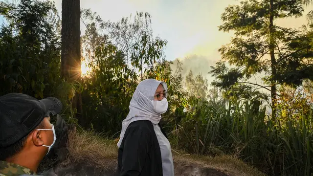 Medan Terjal Hambat Pemadaman Kebakaran Ijen, Bupati Ipuk Usulkan Water Bombing