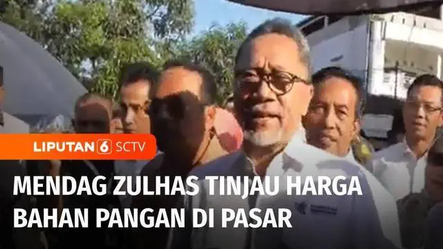 Menteri Perdagangan Zulkifli Hasan meninjau harga bahan pokok di Pasar Besar Kota Palangkaraya. Zulhas menyoroti mahalnya harga ayam potong.