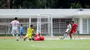 Gawang Timnas Amputasi Indonesia dibobol pemain Timnas Iran dalam laga Grup A Kualifikasi Piala Dunia Amputasi 2026 di Stadion Madya, Senayan, Jakarta, Kamis (13/11/2025). (Bola.com/Bagaskara Lazuardi)