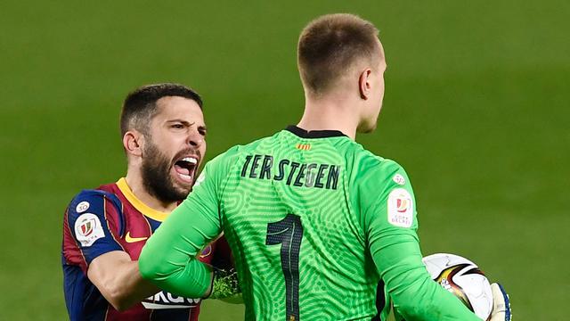 FOTO: Tak Terpengaruh Barcagate, Barcelona Menang Dramatis 3-0 atas Sevilla dan Lolos ke Final - Jordi Alba; Marc-Andre ter Stegen