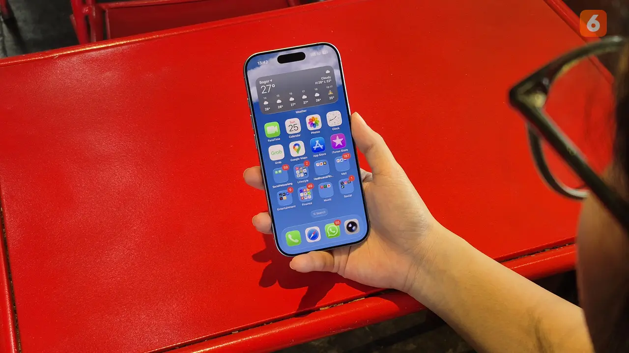 iPhone 17