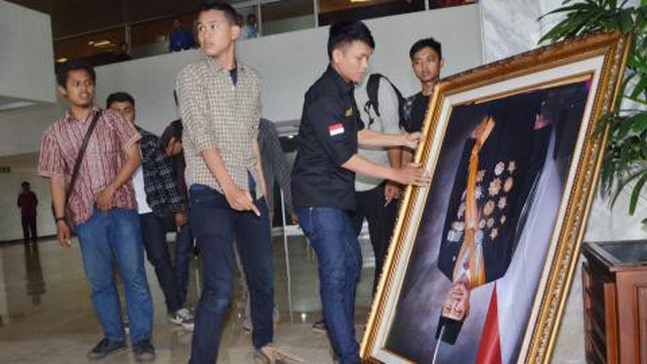 Keluarga upayakan penangguhan penahanan perusak foto SBY