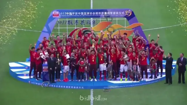 Luiz Felipe Scolari bawa Guangzhou Evergrande juarai Liga Super China. This video is presented by Ballball.