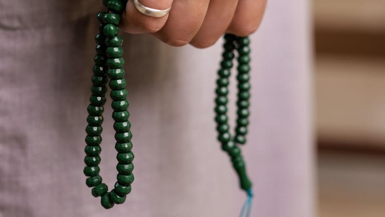 Manfaat Sholawat dalam Kehidupan Sehari-hari, Umat Muslim Wajib Tahu