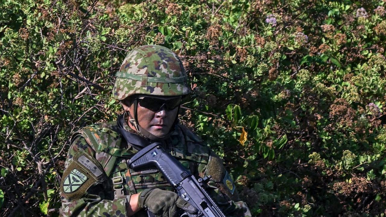 Latihan ini diikuti oleh 2.810 prajurit TNI dan 2.165 personel negara asing.