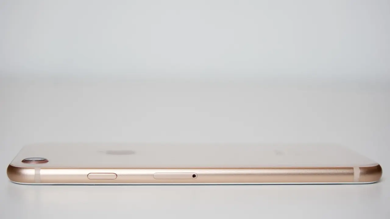iPhone 8