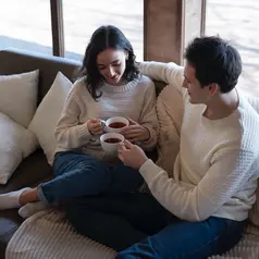 Deep talk dengan pasangan bisa menjadi cara sederhana untuk saling mengenal lebih dalam. (Foto/Dok: Magnific)