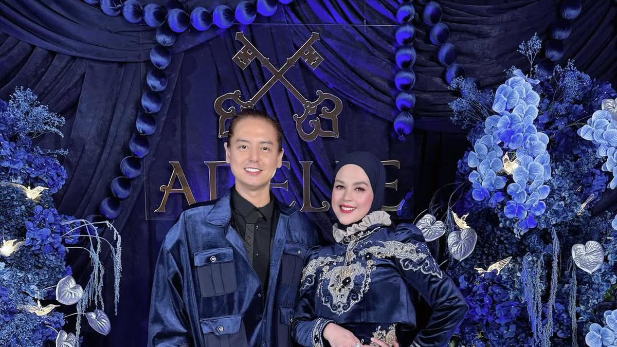 Gaya Kompak Cut Meyriska &amp; Roger Danuarta,Tampil Bak Royal Couple dalam Balutan Busana Ayu Dyah Andari