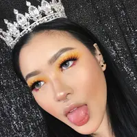 Di Hari Valentine ini, sontek variasi makeup unik beauty blogger ini. (Sumber foto: cindercella/instagram)