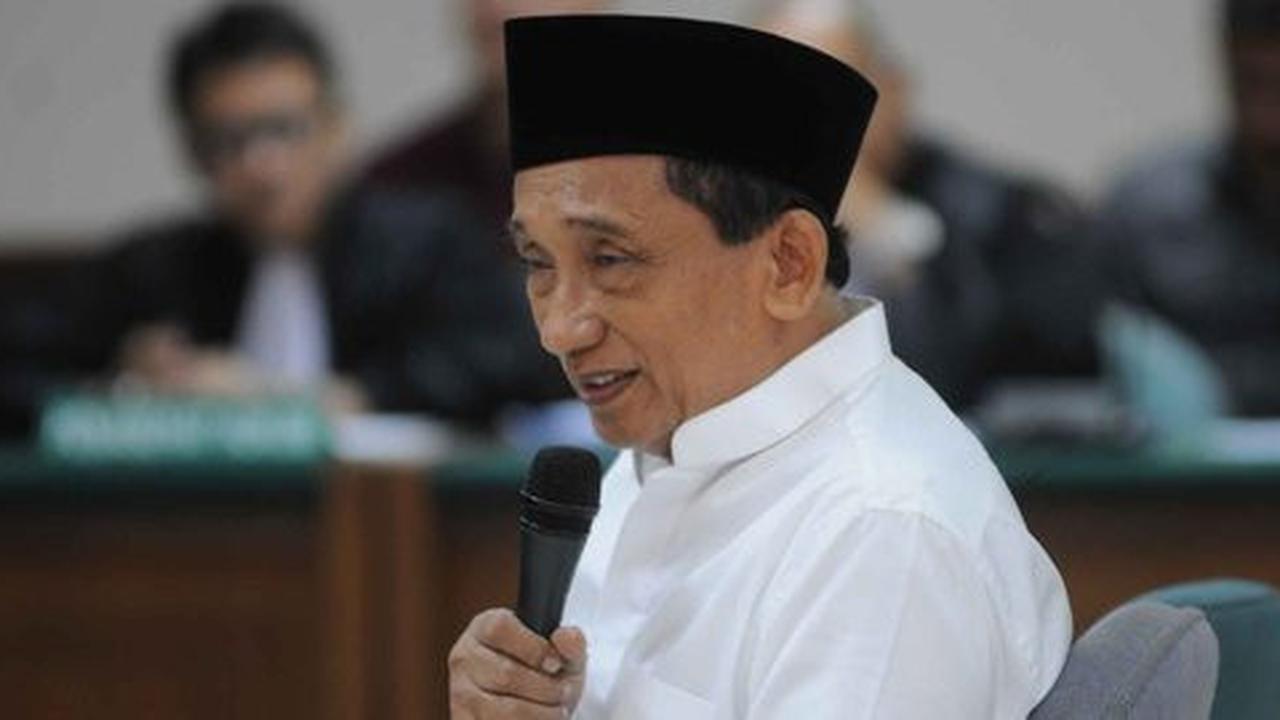 Setelah ditunda, Fuad Amin Imron jalani sidang vonis hari ini