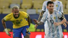 Duel antara Neymar dan Lionel Messi saat Timnas Brasil bersua Argentina di final Copa America 2021 hari Minggu (11/07/2021) pagi WIB. (NELSON ALMEIDA / AFP)