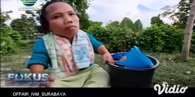 VIDEO: Wanita dengan Keterbatasan Fisik di Nganjuk Ini Memiliki Semangat Hidup Kuat